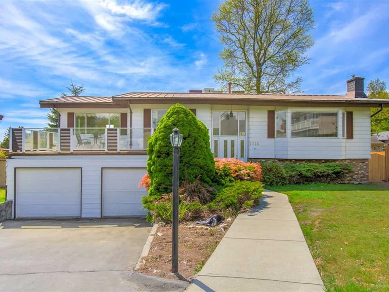 1735 Crestlawn Court, Burnaby BC V5B 3K2