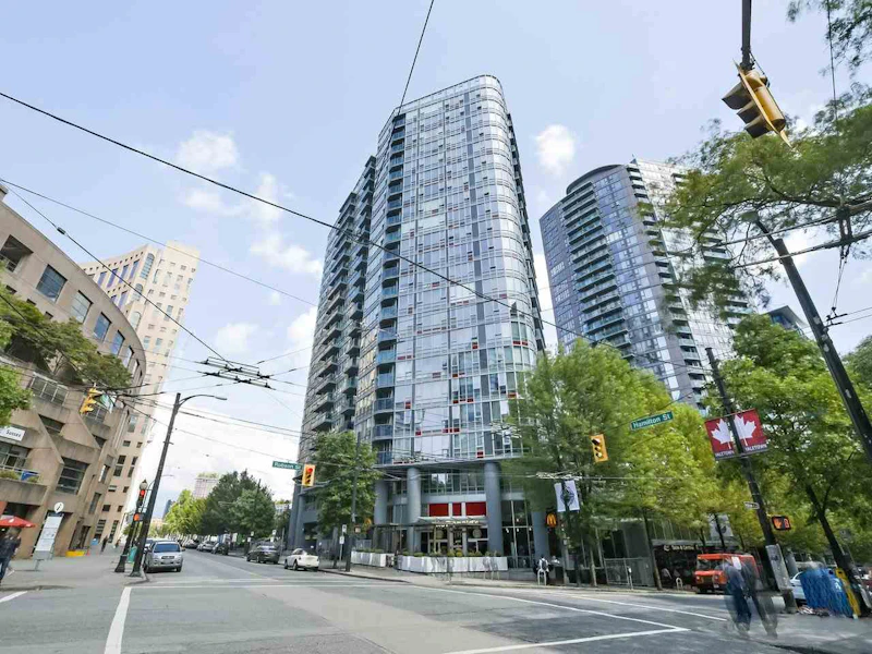 2109 - 788 Hamilton Street, Vancouver BC V6B 0E9