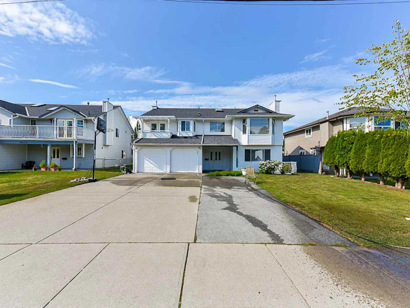 14383 66th Avenue, Surrey BC V3W 2B4