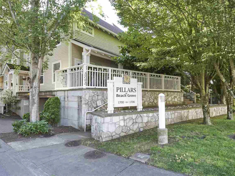 4 - 1702 56th Street, Delta BC V4L 2P5