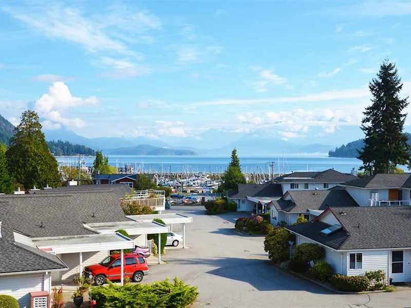 6 - 699 Dougall Road, Gibsons BC