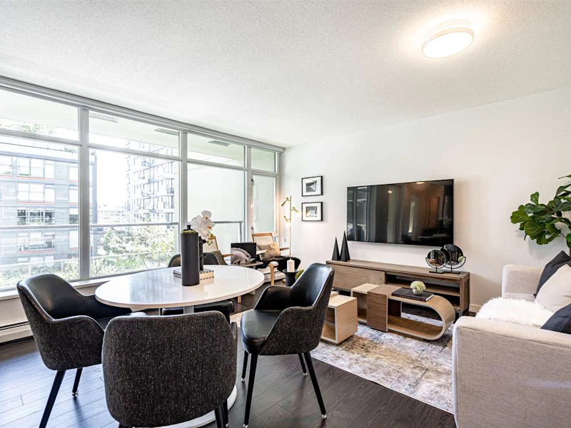412 - 1708 Columbia Street, Vancouver BC V5Y 0H7