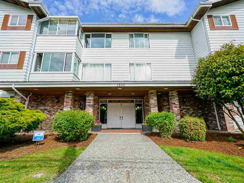 102 - 1390 Martin Street, Surrey BC V4B 3W5