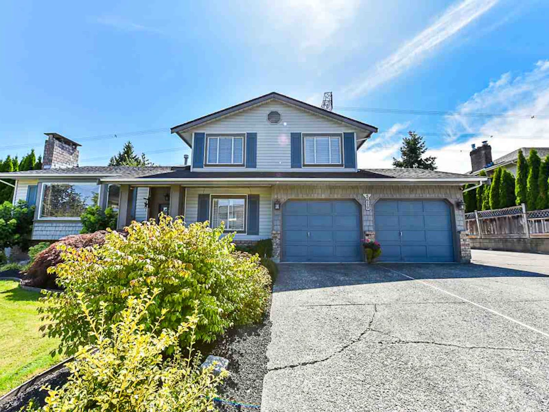 5629 W Sunrise Crescent, Surrey BC V3S 7M5