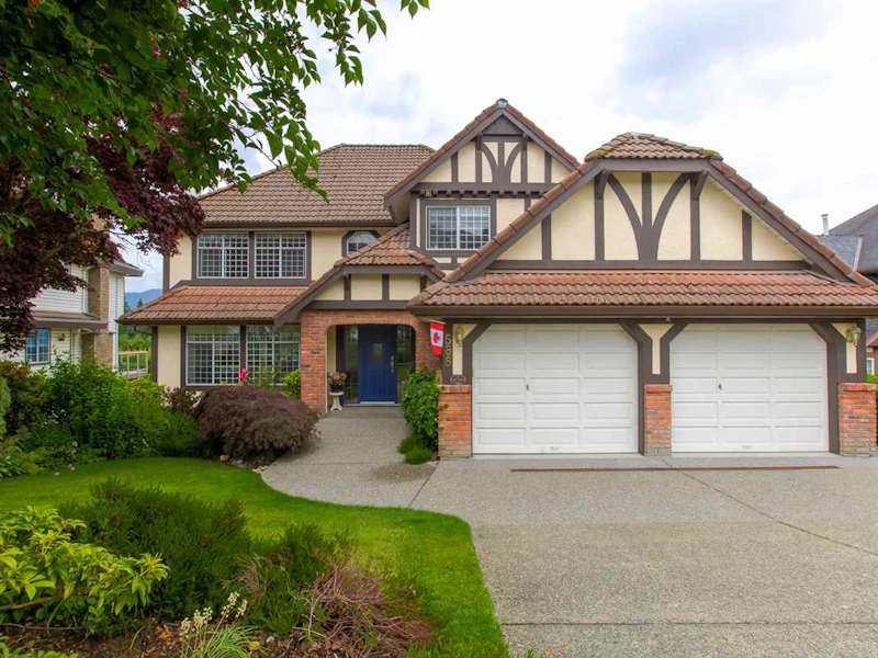 588 Clearwater Way, Coquitlam BC V3C 5W4