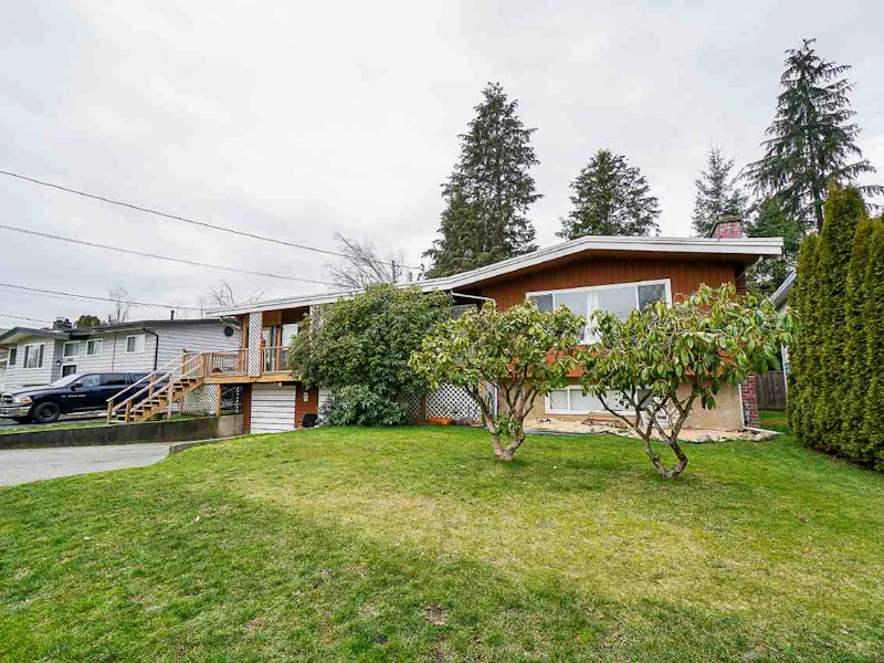 2245 Broadway Street, Abbotsford BC V2T 3G6