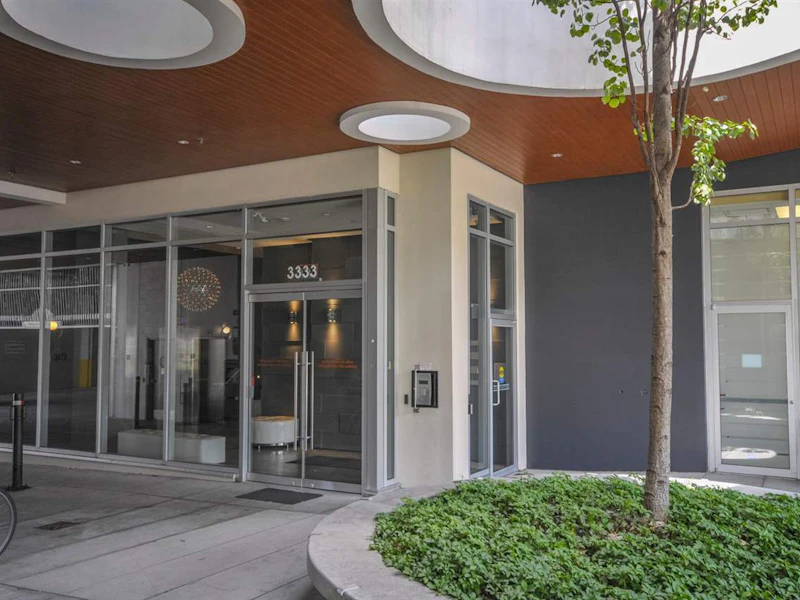 311 - 3333 Main Street, Vancouver BC V5V 3M8