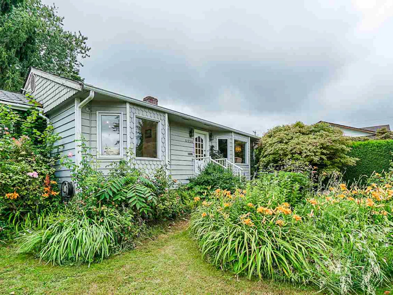 6856 Humphries Avenue, Burnaby BC V5E 3J1