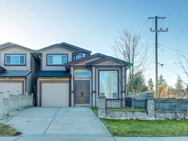 7211 4th Street, Burnaby BC V3N 3N5