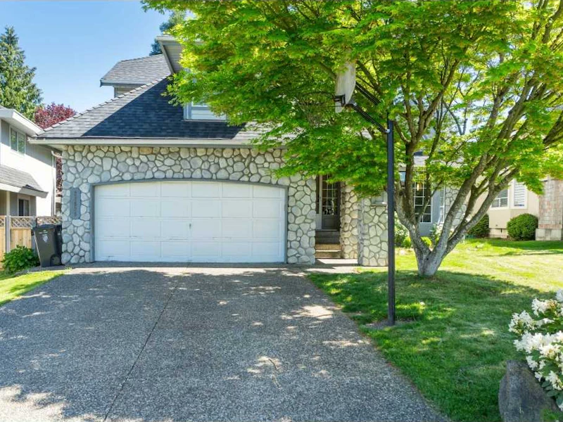 21525 86a Crescent, Langley BC V1M 2E3