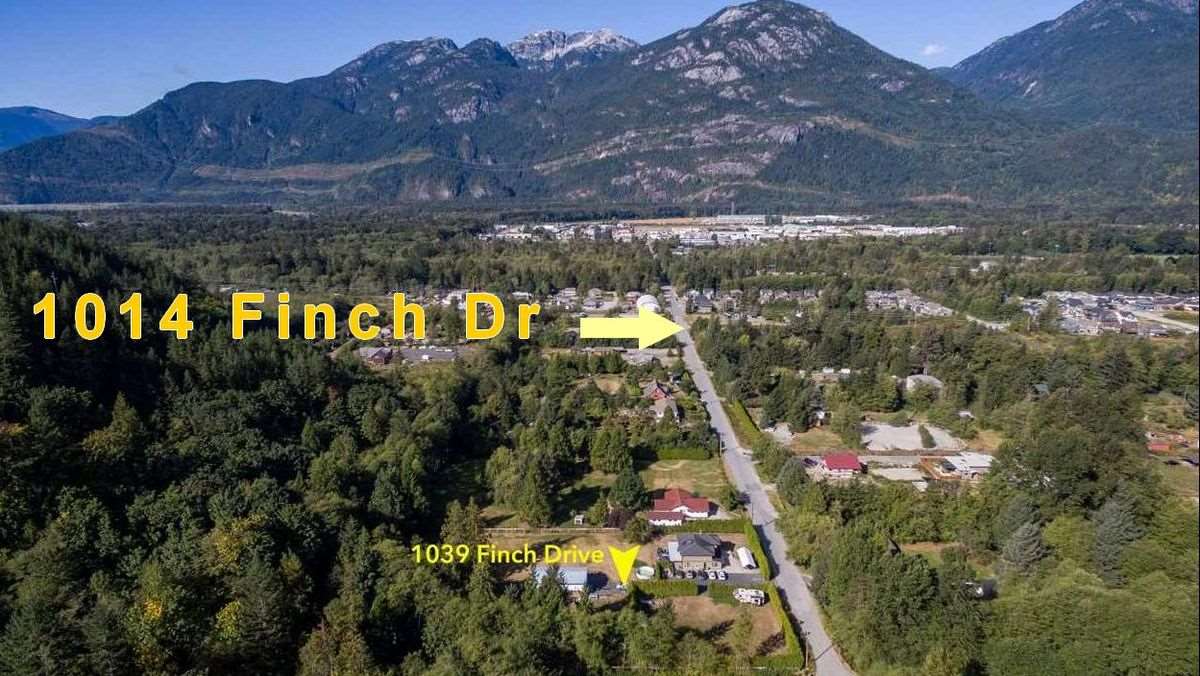 1014 Finch Drive Squamish Bc House For Sale Rew