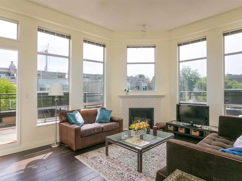 404 - 2175 Salal Drive, Vancouver BC V6K 4V2