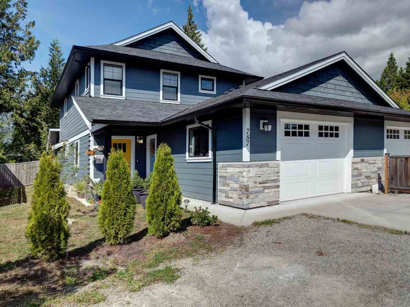 787 Gerussi Lane, Gibsons BC