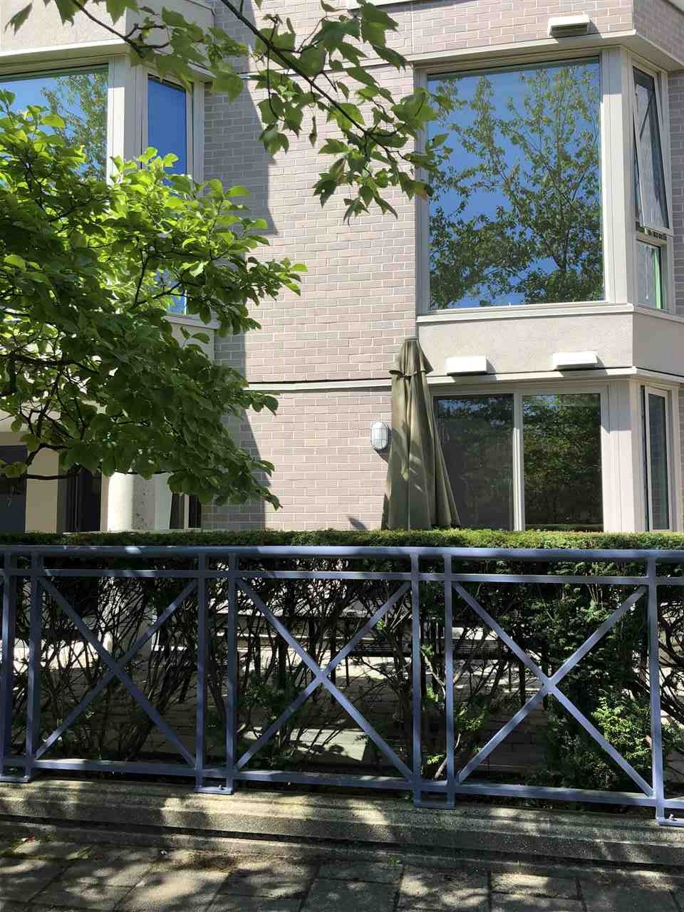 228-2628 Long Life Pl  