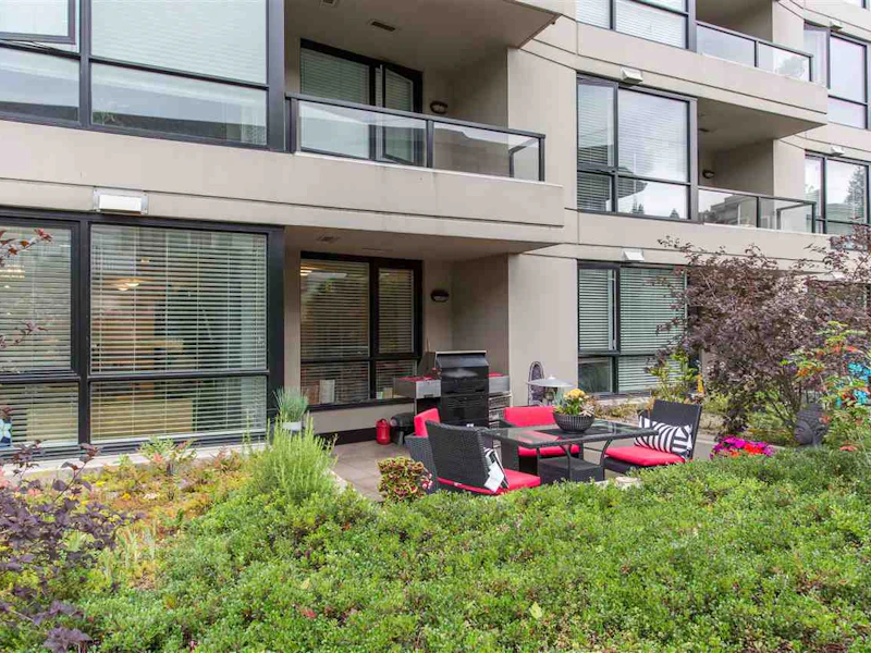300 - 160 W 3rd Street, North Vancouver BC V7M 0A9
