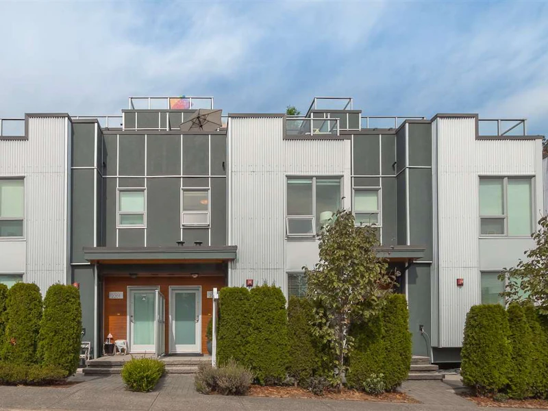 2203 Southside Drive, Vancouver BC V5P 0B2