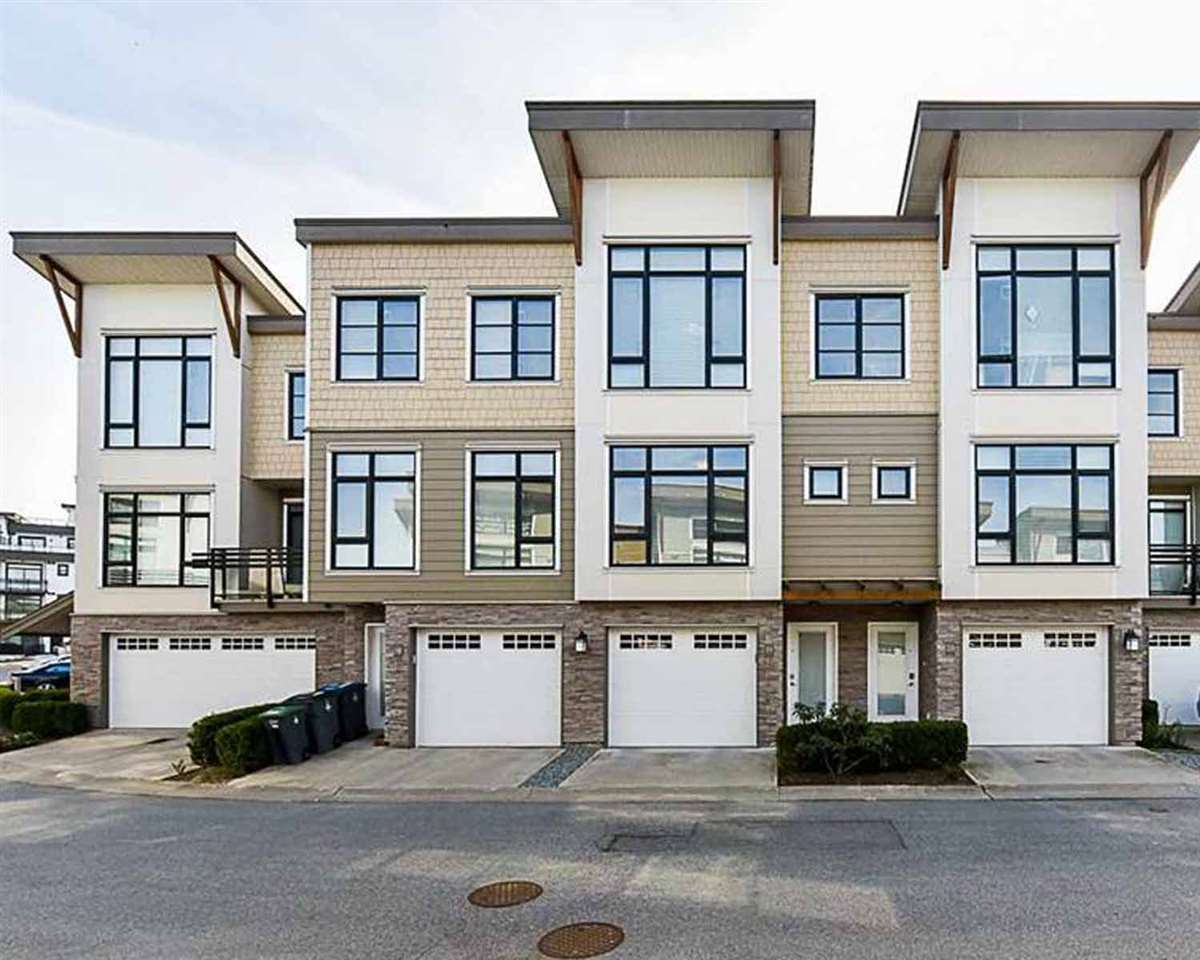 18-9989 E Barnston Dr  