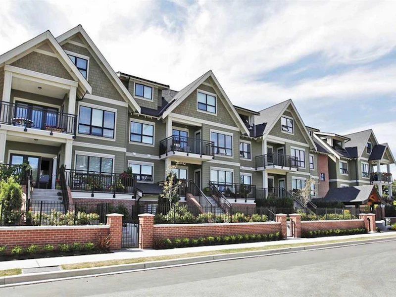 304 - 4689 52a Street, Delta BC V4K 2Y7