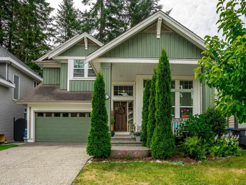 15082 59th Avenue, Surrey BC V3S 3T2