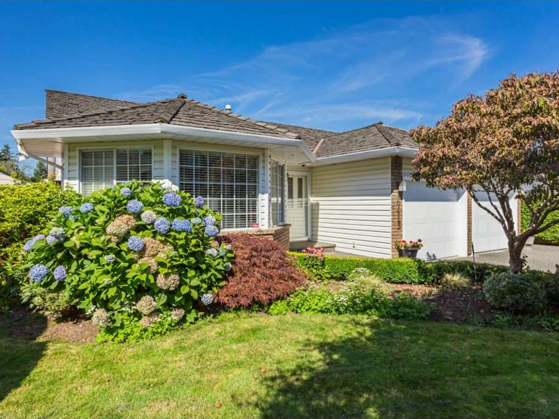 16415 11a Avenue, Surrey BC V4A 9G9