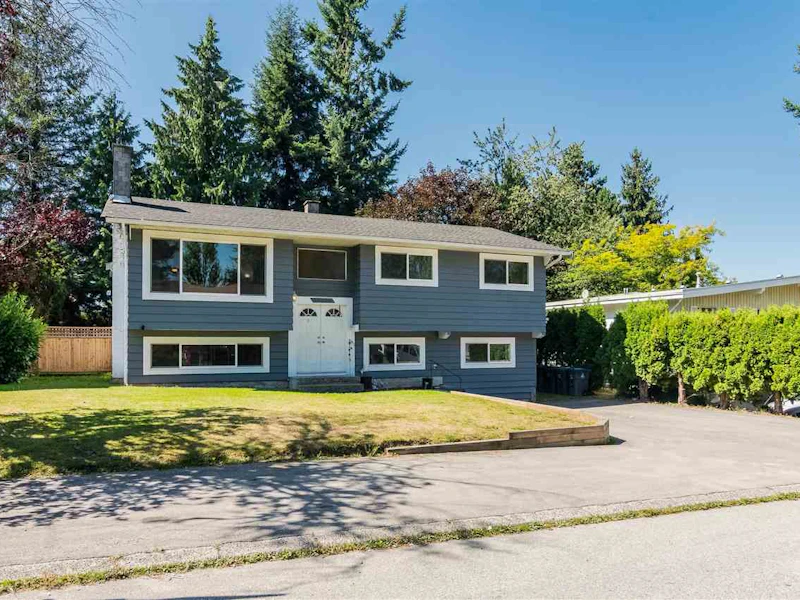 15074 Robin Crescent, Surrey BC V3R 4X8