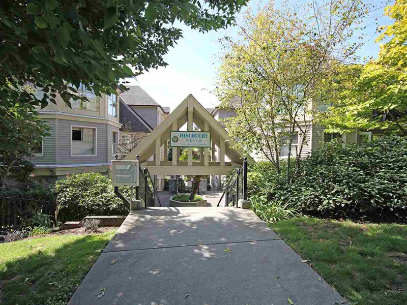 203 - 214 Eleventh Street, New Westminster BC V3M 4C9