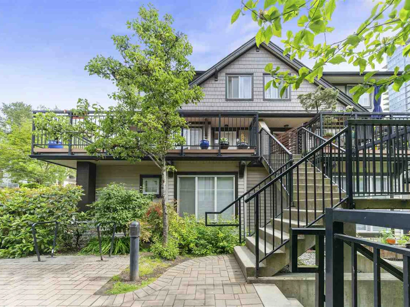 109 - 7000 21st Avenue, Burnaby BC V5E 4P1