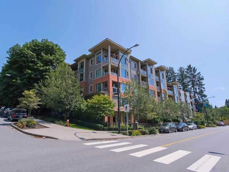 405 - 159 W 22nd Street, North Vancouver BC
