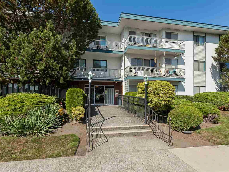 326 - 17707 57a Avenue, Surrey BC V3S 1J2