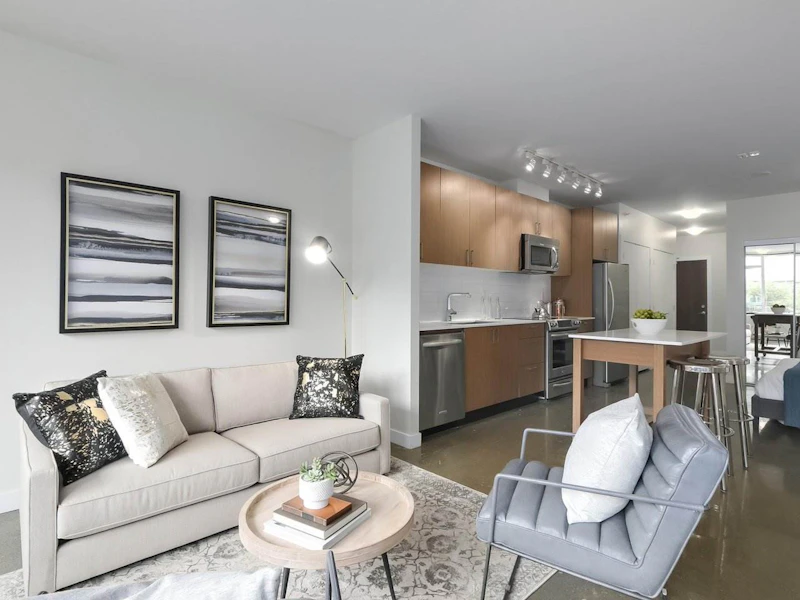 312 - 221 Union Street, Vancouver BC V6A 0B4