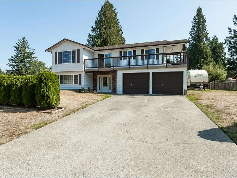 2372 Miraun Crescent, Abbotsford BC V2S 5L7