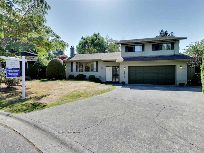 12638 25a Avenue, Surrey BC V4A 5R5