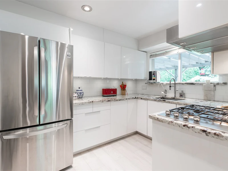 66 Morven Drive, West Vancouver BC V7S 1B2