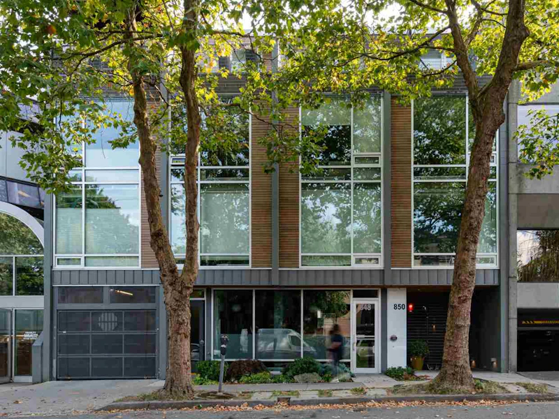 7 - 850 W 8th Avenue, Vancouver BC V5Z 1E2