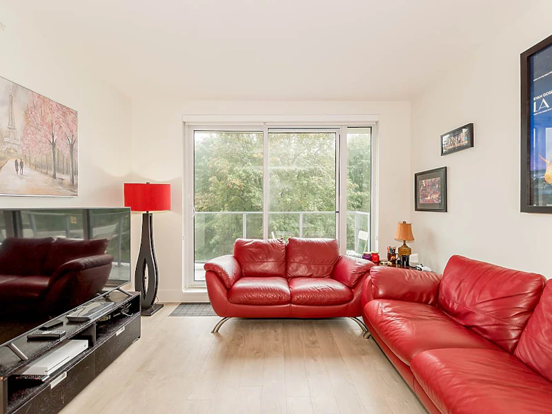 415 - 680 Seylynn Crescent, North Vancouver BC