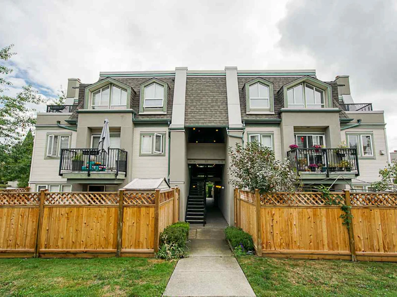 126 - 217 Begin Street, Coquitlam BC V3K 4V4