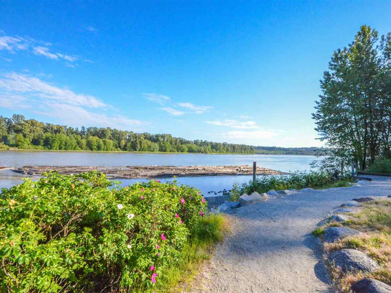 9 - 2387 Argue Street, Port Coquitlam BC V3C 6P5