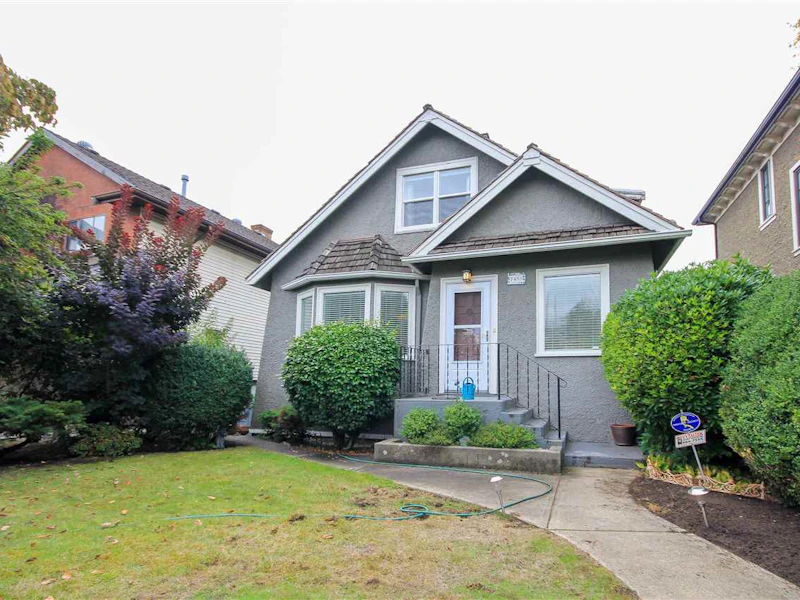 7455 West Boulevard Street, Vancouver BC V6P 5S2