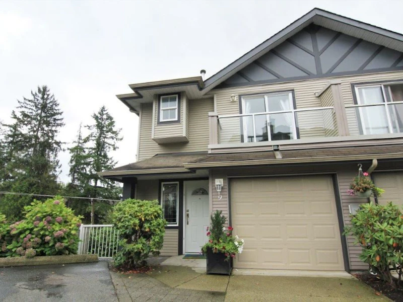 9 - 11229 232nd Street, Maple Ridge BC V2X 2N4