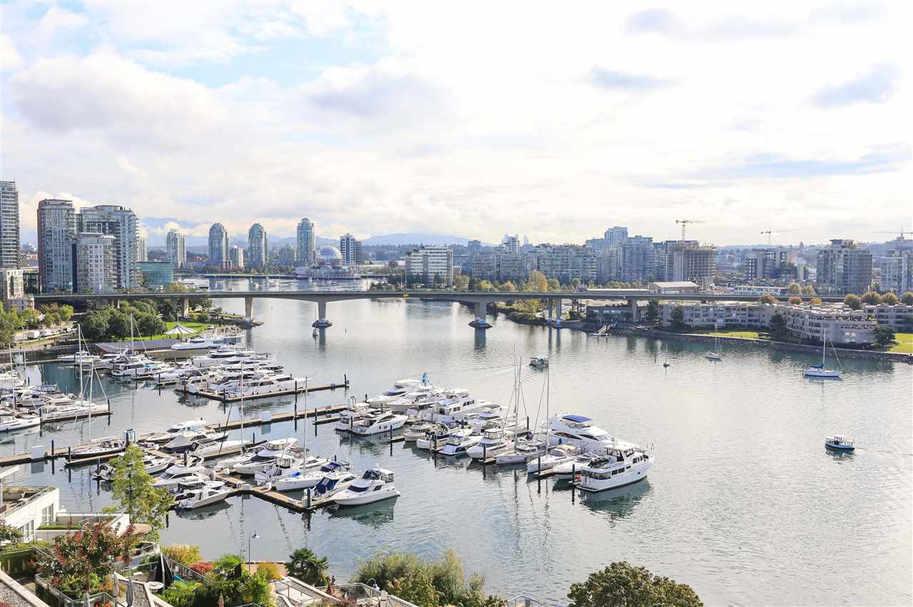 1505-1328 Marinaside Cres  