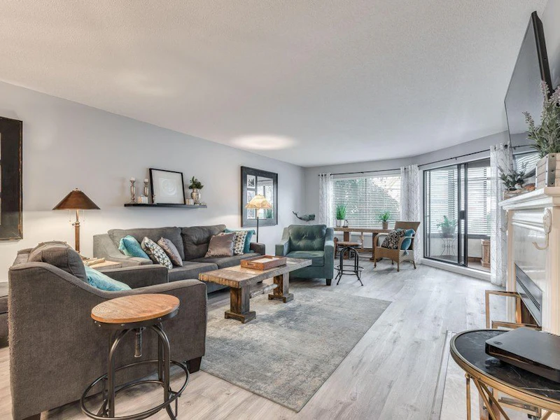 105 - 1467 Martin Street, Surrey BC V4B 3W8