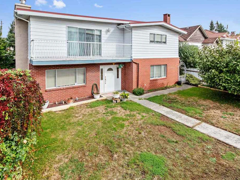 6867 Balmoral Street, Burnaby BC V5E 1J2