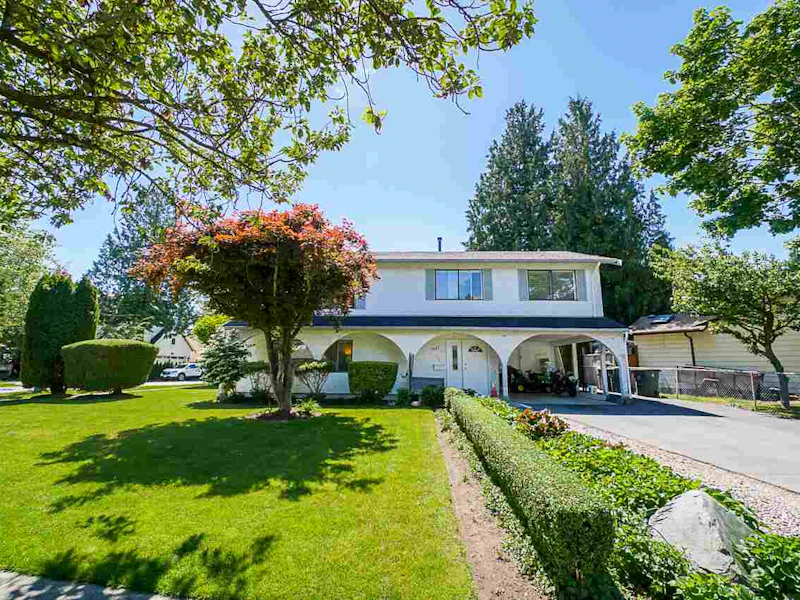 7102 Levy Place, Surrey BC V3W 5Y3