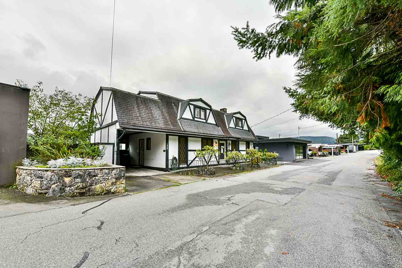 1020 Alderside Rd  