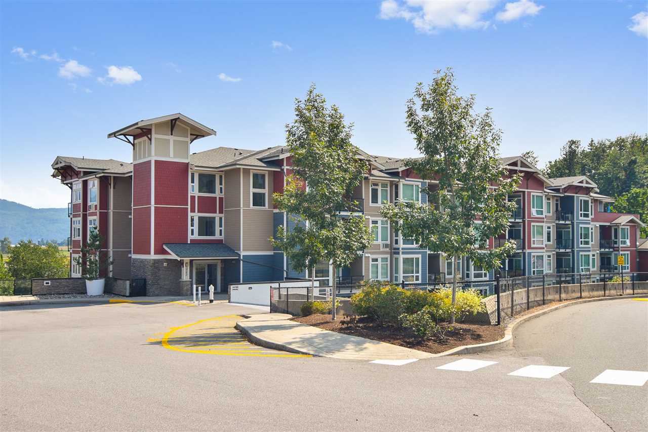 117-2242 Whatcom Rd  