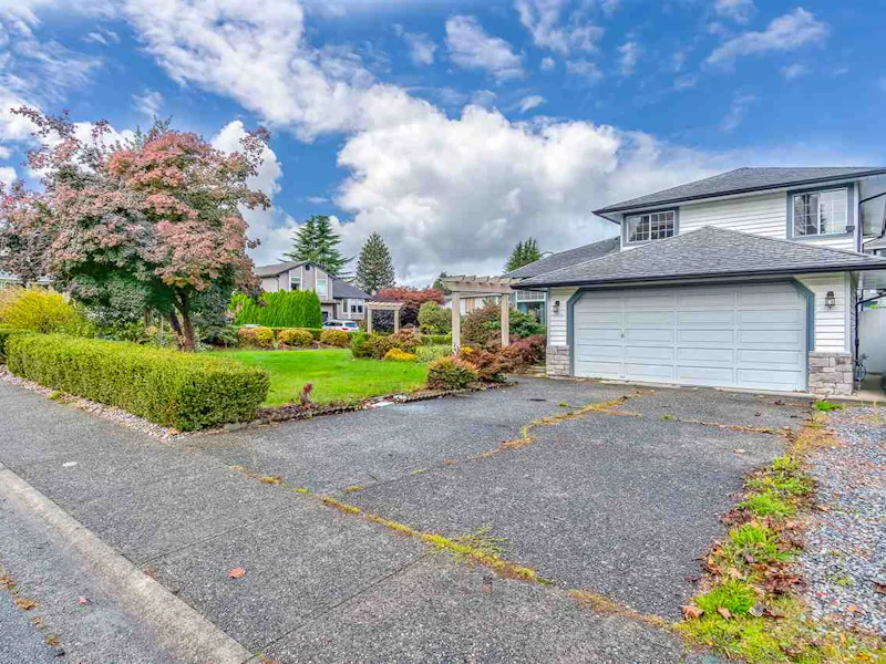 12122 Irving Street, Maple Ridge BC V2X 9S5