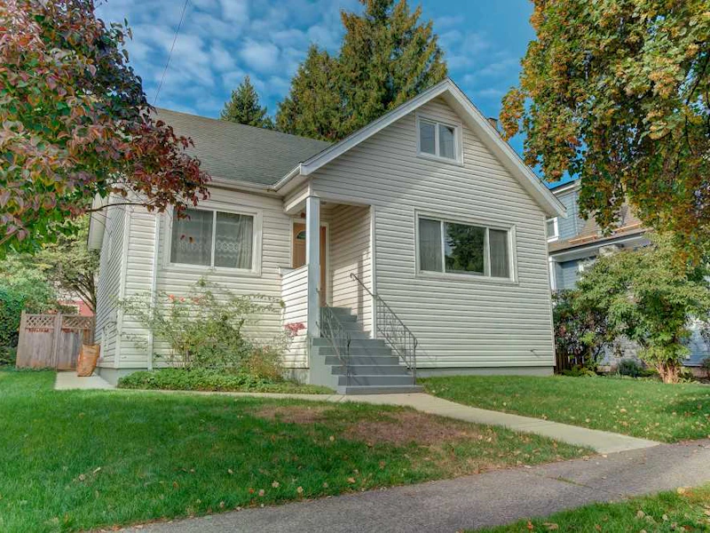 417 Kelly Street, New Westminster BC V3L 3T7