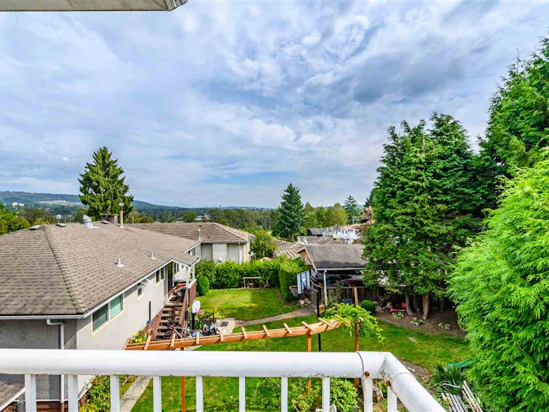 5982 Woodsworth Street, Burnaby BC V5G 1S8
