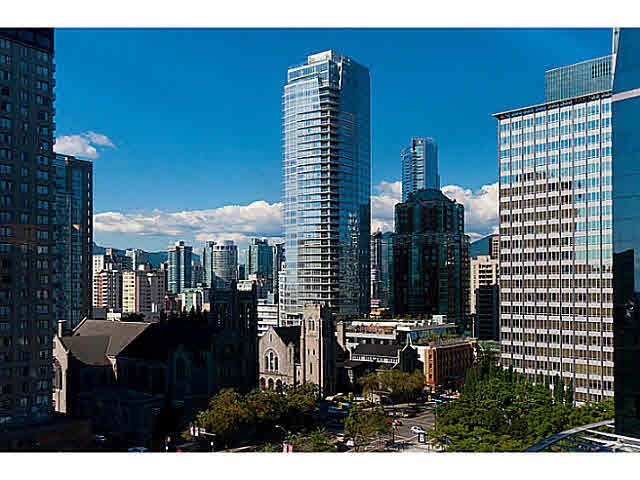 2206-1028 Barclay St  