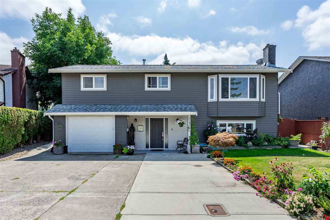 32308 Atwater Cres  